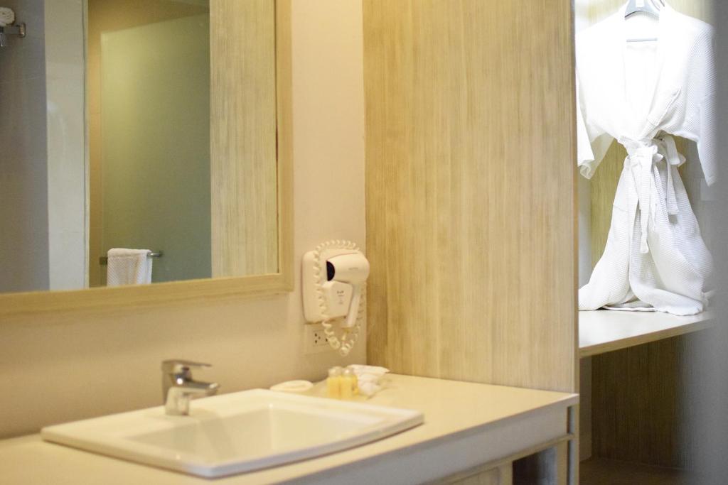 Сьюит (Люкс), Отель Trang Hotel Bangkok