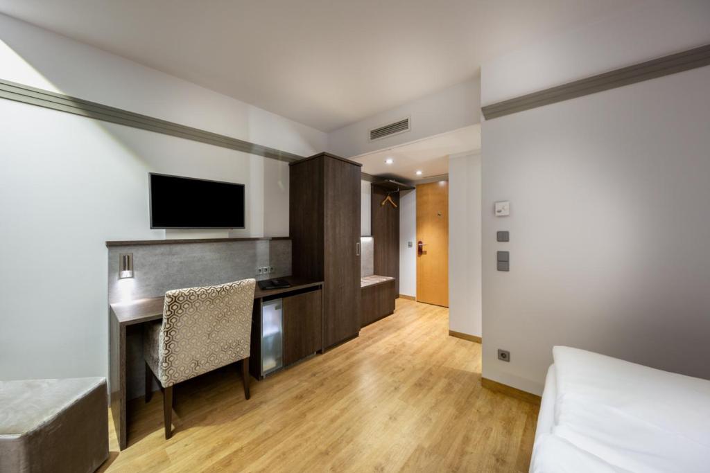 Двухместный (Стандартный двухместный номер с 1 кроватью), Kronenhotel