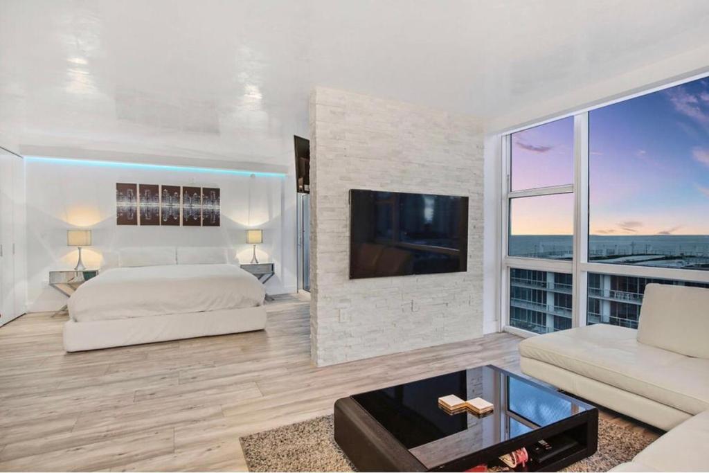 Oceanview at the Carillon image