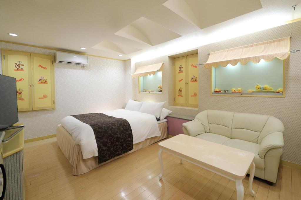 Hotel Fine Garden Okayama II photo 2
