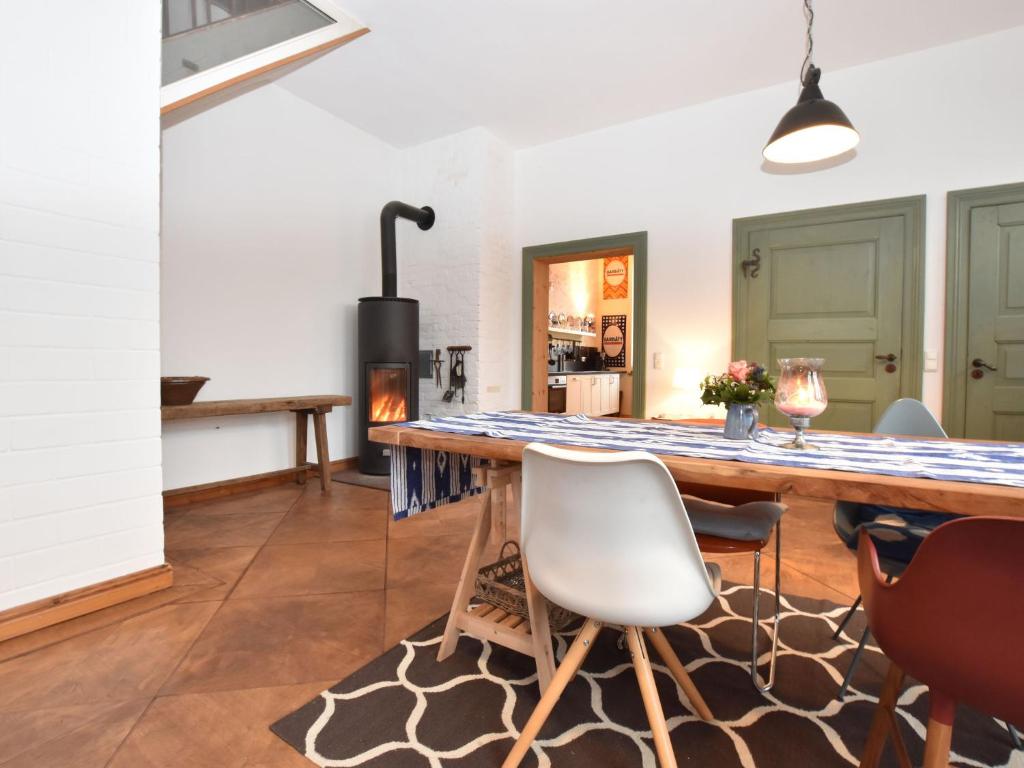 Luxurious Apartment in Steffenshagen with Garden photo 2