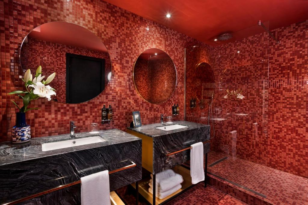 Сьюит (Президентский люкс), Stories Boutique Hotel