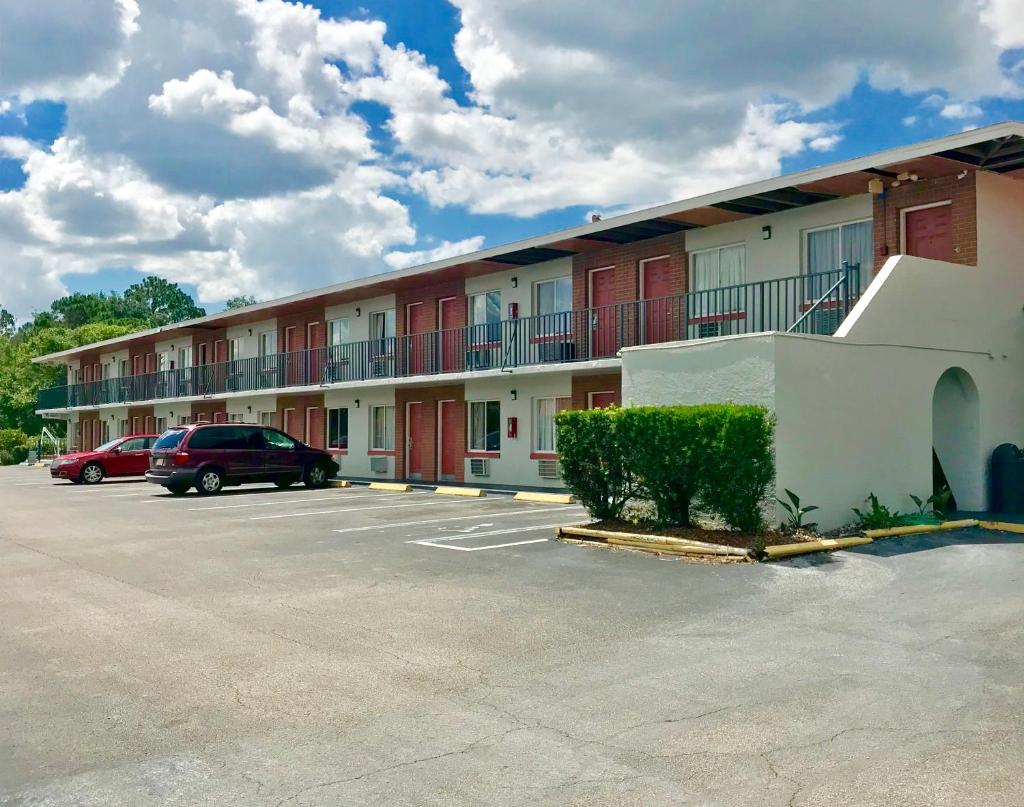 Red Carpet Inn Kissimmee photo 3