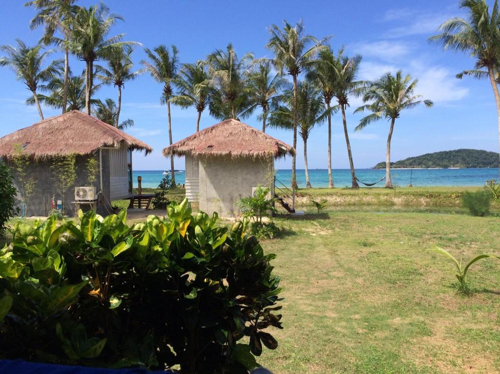 Номер (Стандартное бунгало с вентилятором), Prompakdee Kohmak Resort
