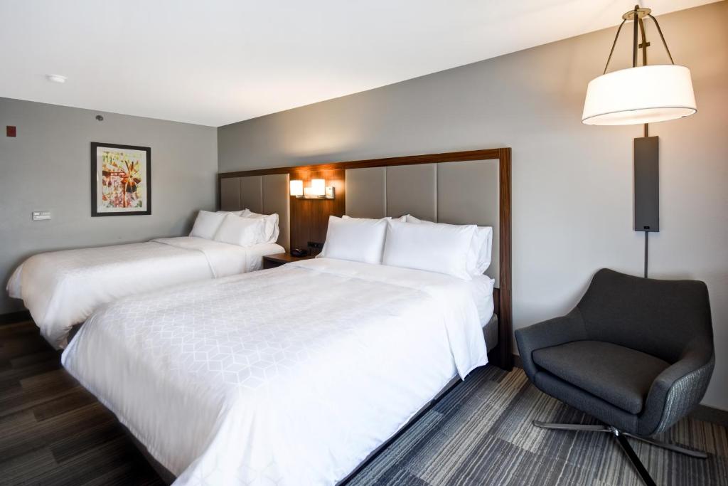 Holiday Inn Express & Suites Schererville, an IHG Hotel photo 1