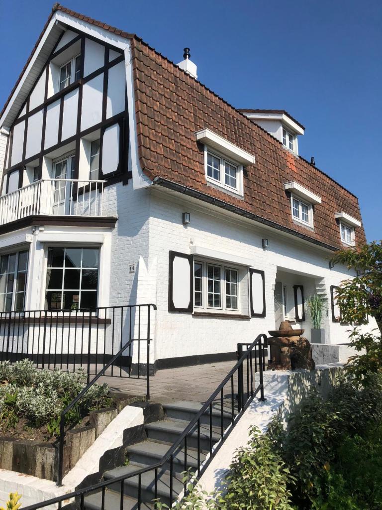Villa Fernley photo 4