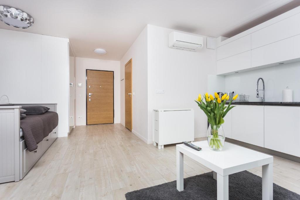 apartament studio solna 1 M19 - Tap to explore photos