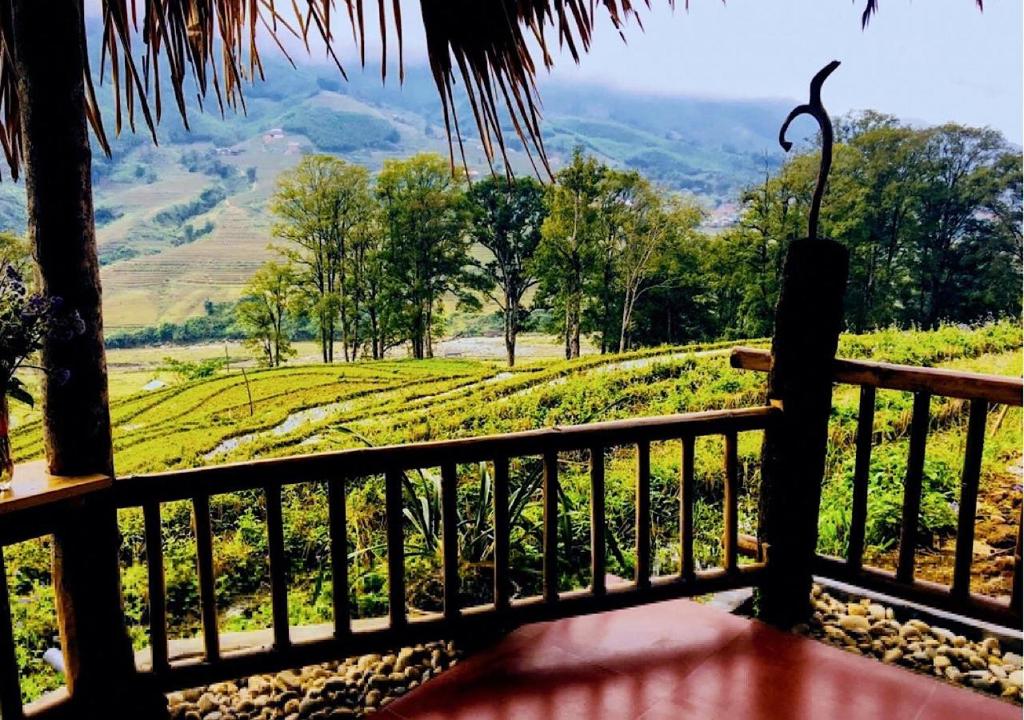 Sapa Hmong Bungalow Homestay