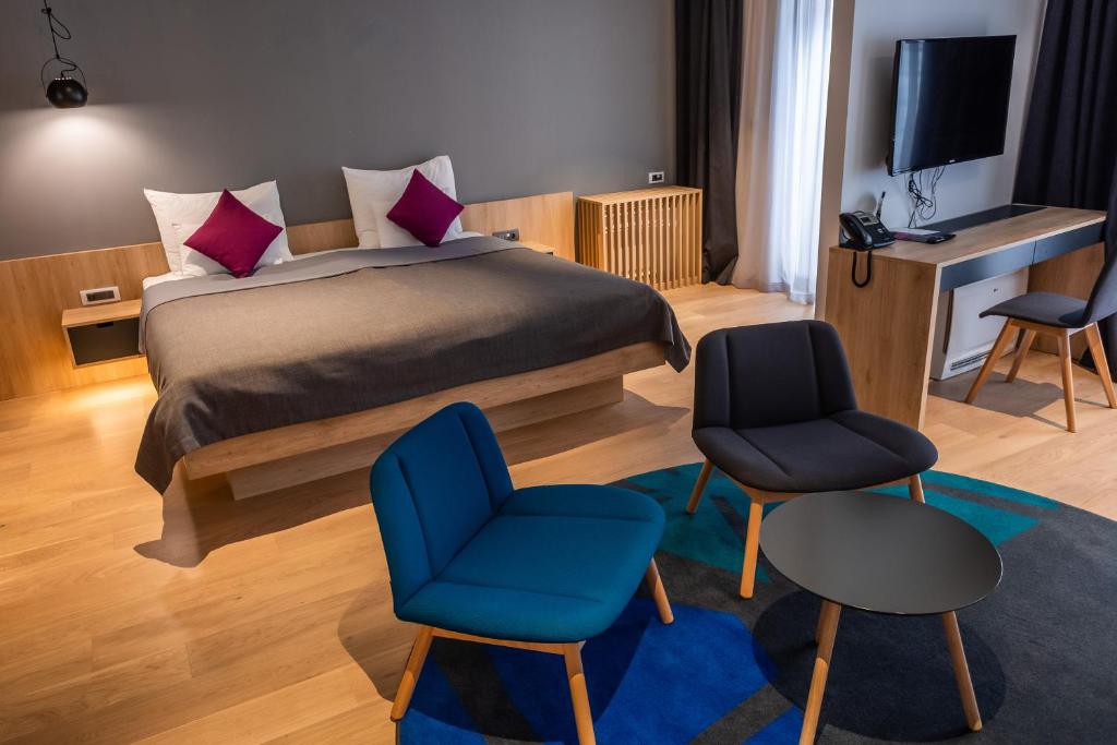 Сьюит (Полулюкс с террасой), Hotel Academia