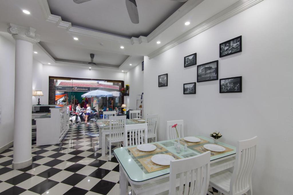 Hanoi Boutique House - Tap to explore photos