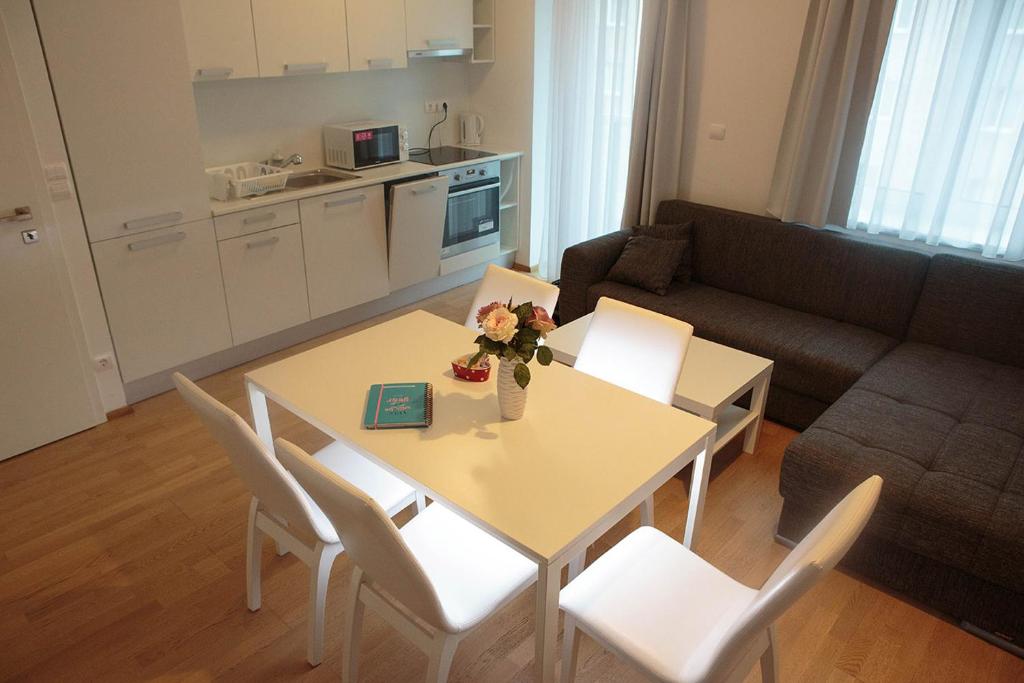 Апартаменты (Роскошные апартаменты Делюкс), Betariel Apartments S22