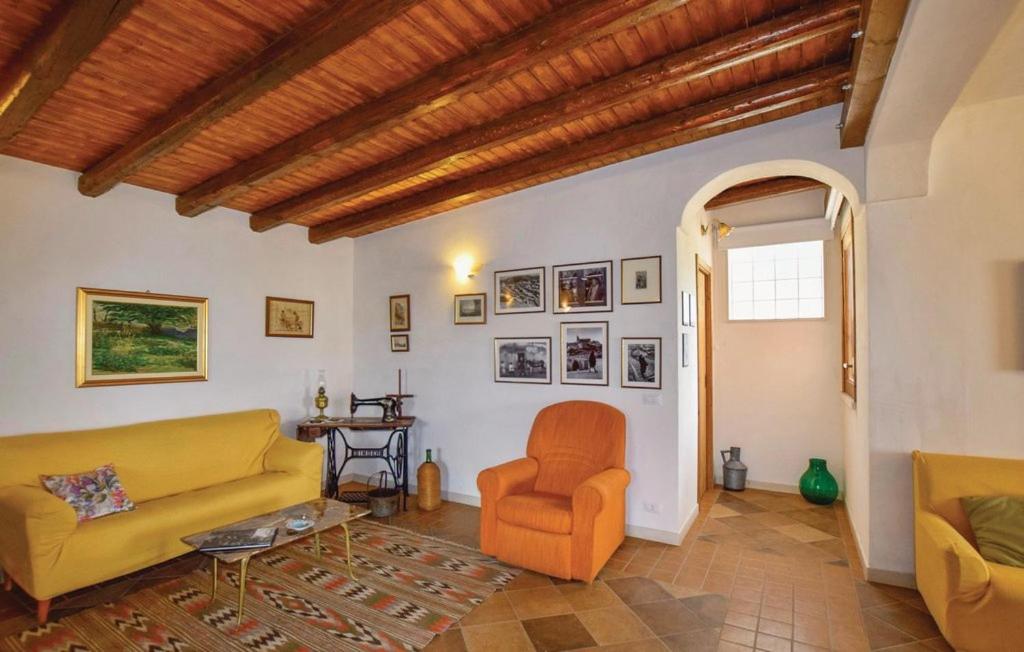 La Pietra photo 2