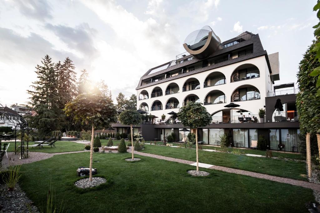 Gloriette Guesthouse Hotel & Restaurant photo 1