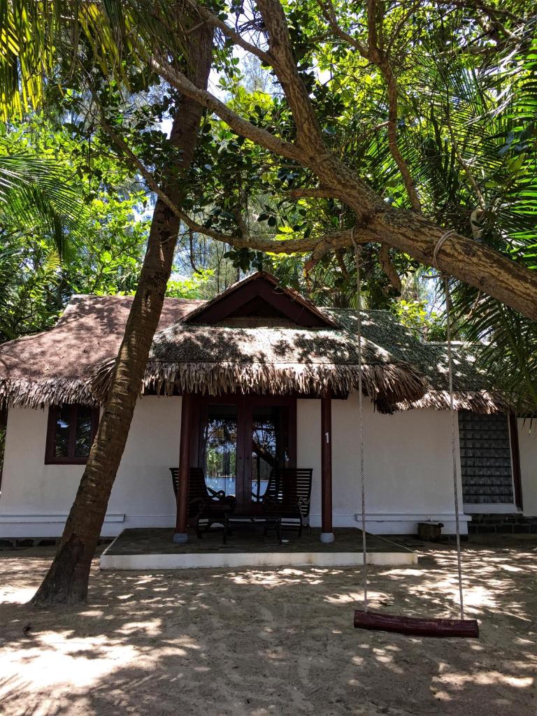 Le Domaine De Tam Hải Resort