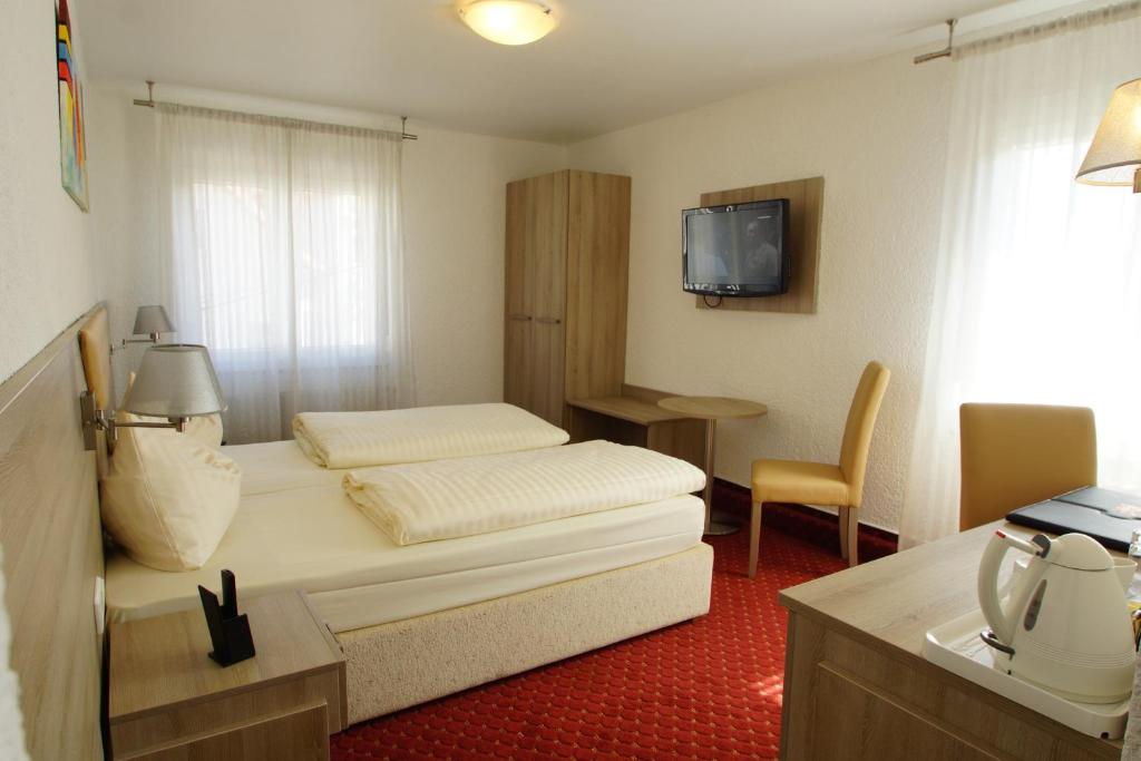 Двухместный (Двухместный номер с 1 кроватью), Airport Hotel Filder Post