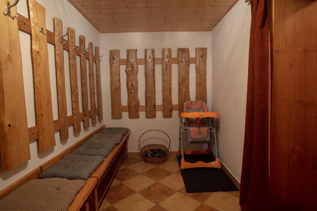 Na samotě u lesa photo 2