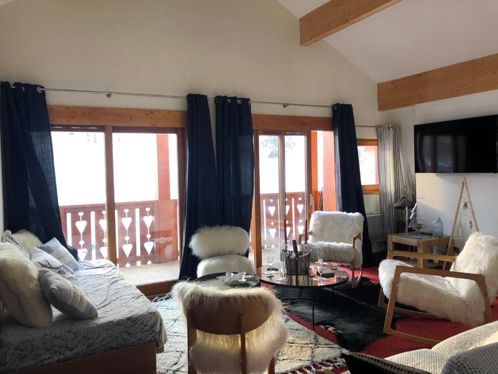 Penthouse "Bond 007" 120 m2 piscine sauna Risoul 1850 photo 2