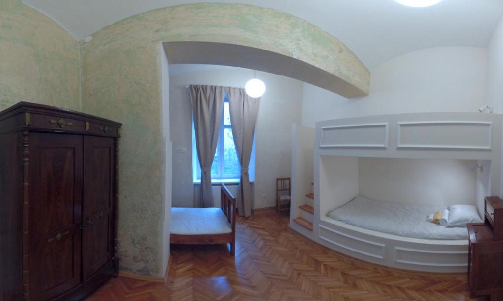 Трехместный (Трехместный номер), Zagreb Speeka