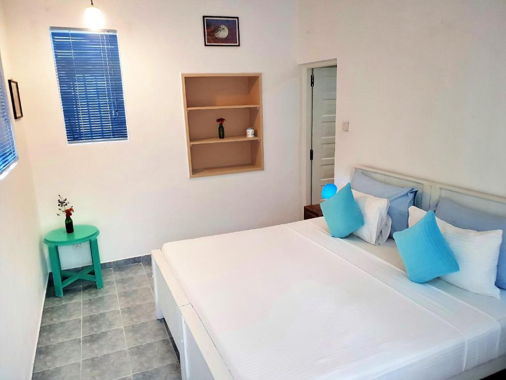 Одноместный (Одноместный номер с видом на сад), Neela's Guest House-Hikkaduwa Beach