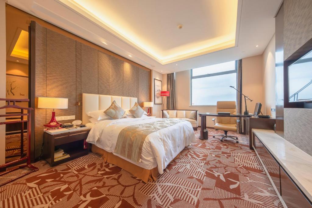Yiwu ShangCheng Hotel Room Type - Executive Queen Room with City View Yiwu ShangCheng Hotel Room Type - Executive Queen Room with City View
