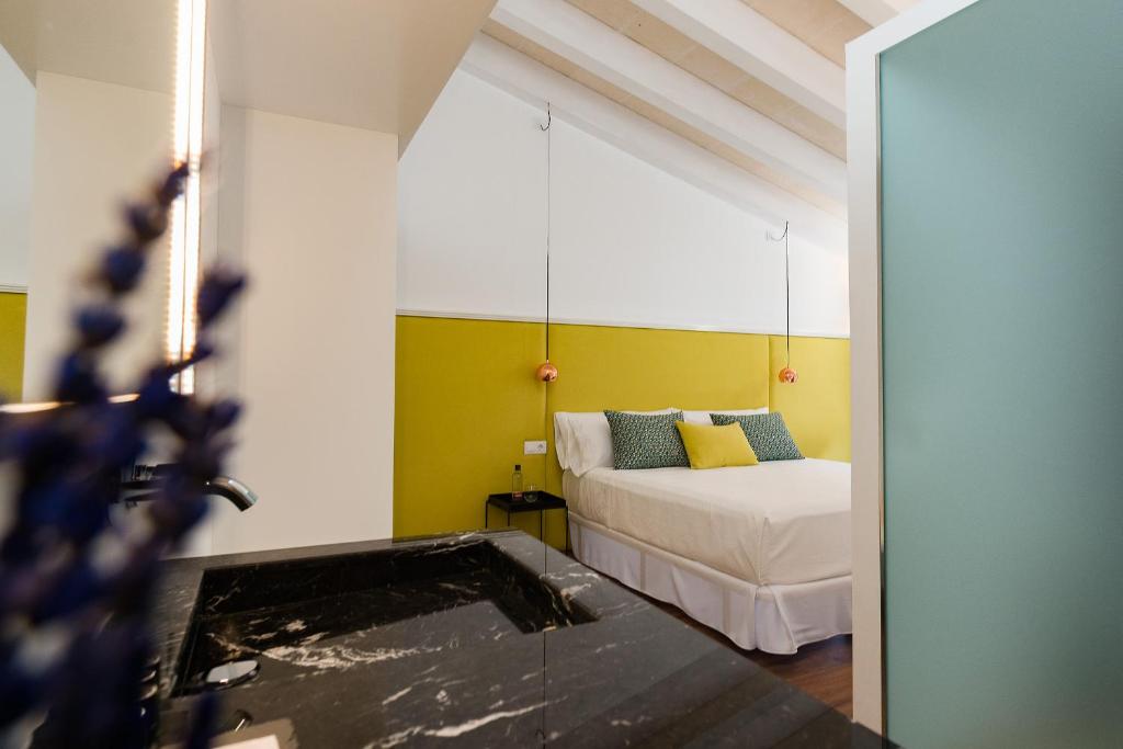 Divina Suites Hotel Singular -Adults Only photo 2