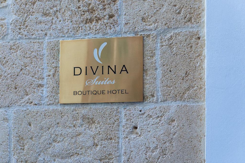 Divina Suites Hotel Boutique Adults Only - Tap to explore photos
