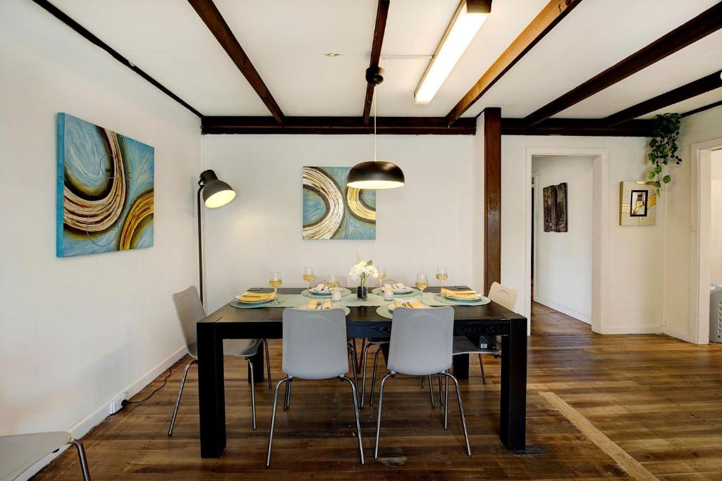 Jettycove Beach House photo 3