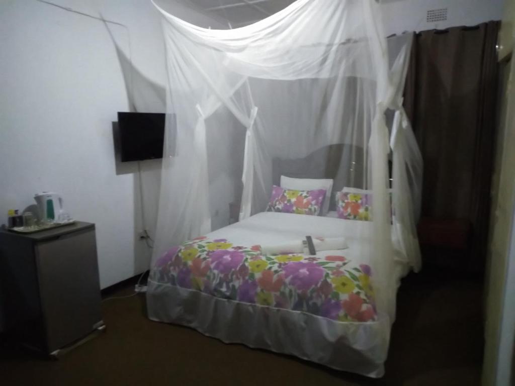 Kuku Royal Lodge photo 3