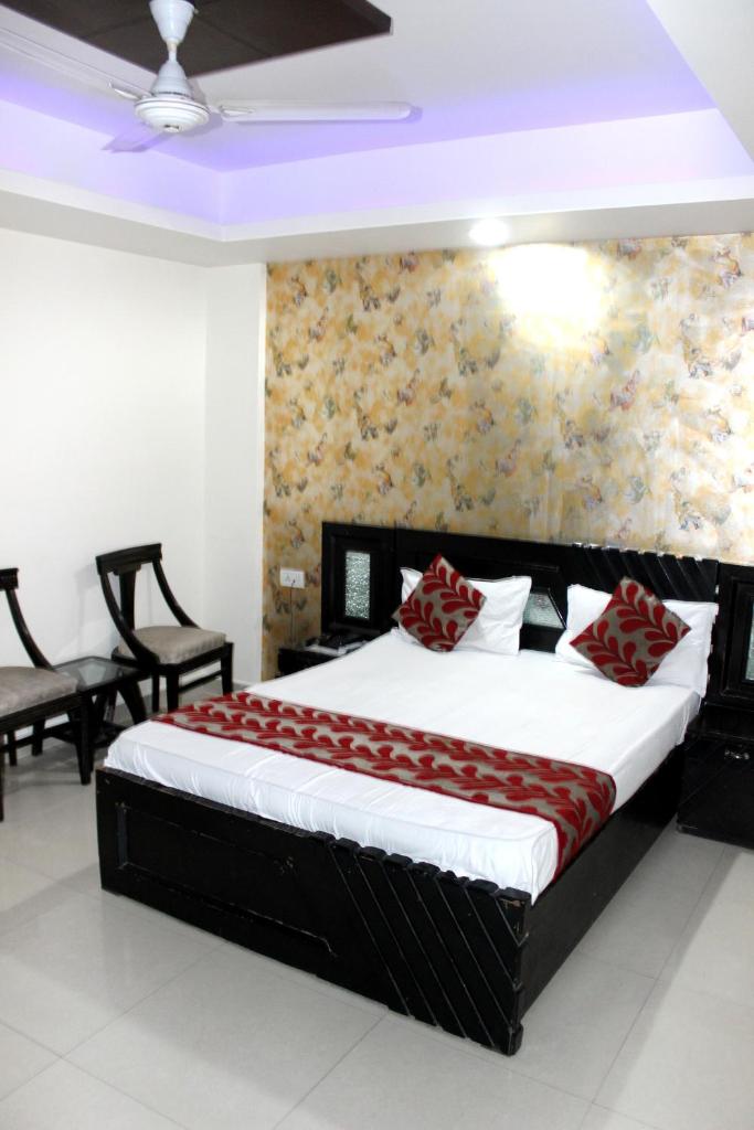 Двухместный (Стандартный двухместный номер с 1 кроватью), Hotel Parkside Grand Navjyoti