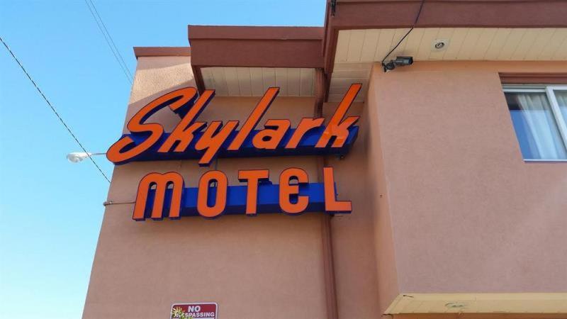 Skylark Motel image
