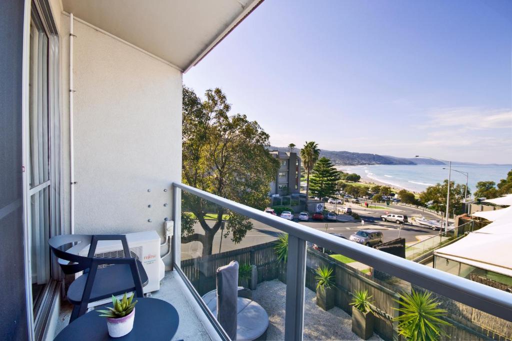 Lorne Bay View Motel photo 3