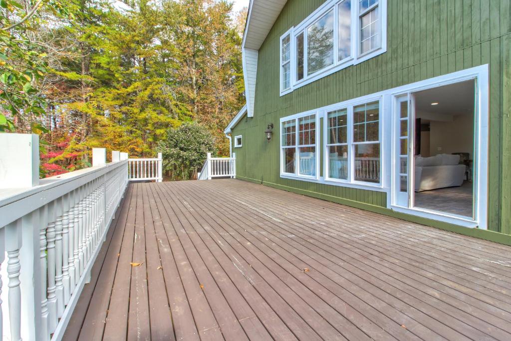 Magnolia Lodge photo 3