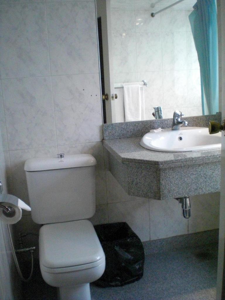 Двухместный (Улучшенный двухместный номер с 1 кроватью), Philippe Luxor Hotel