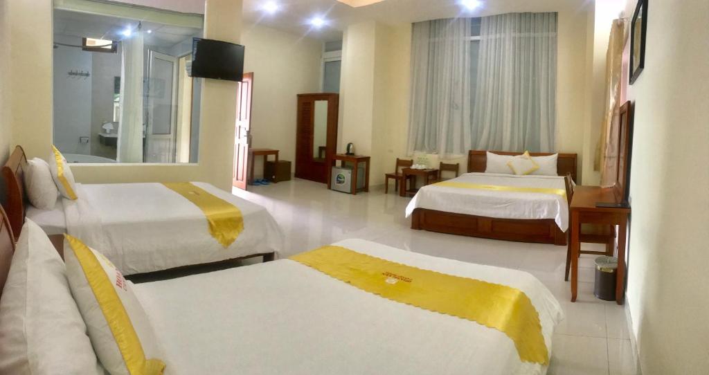 Hoang Yen Canary Hotel