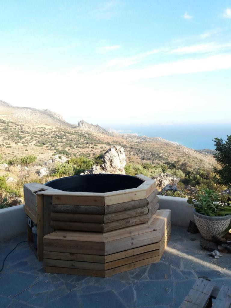 EliaPetra 4 Bedroom Villa with Plunge Pool and Yoga Studio access photo 3