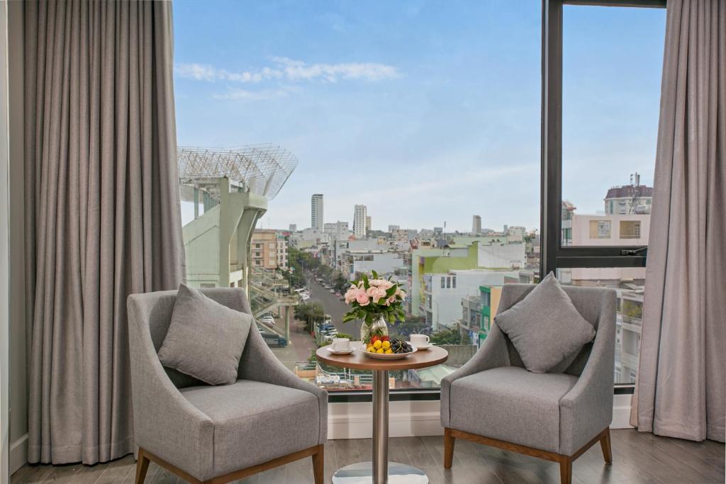 AVORA Boutique Hotel