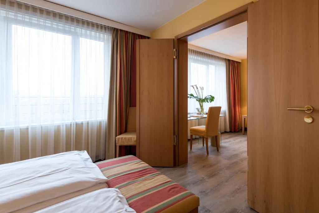 relexa hotel Stuttgarter Hof photo 2
