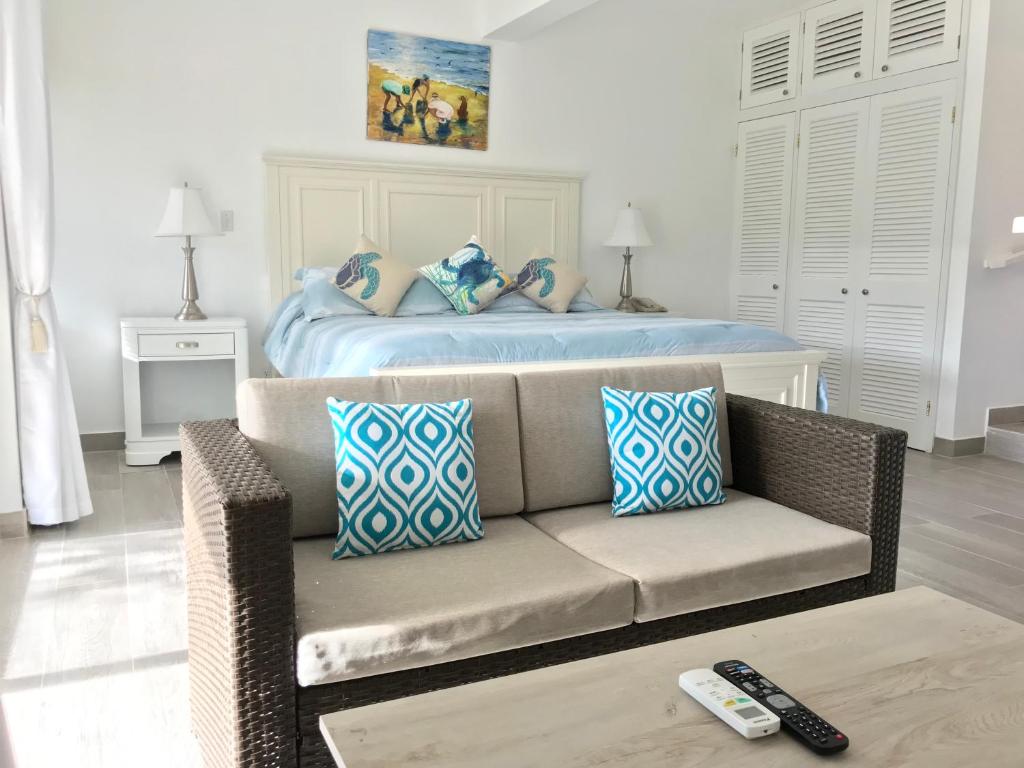 Dickenson Bay Oasis at Antigua Village photo 3