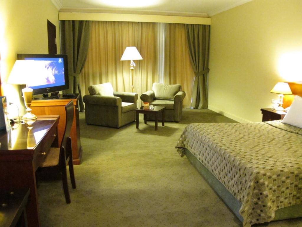 Двухместный (Улучшенный номер), Grand Pyramids Hotel