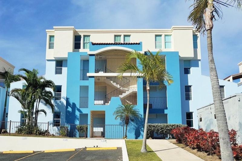 Sunset Paradise - Ocean View Penthouse Apartment photo 4