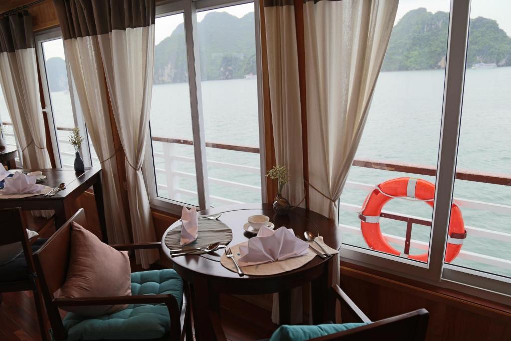 Secret Halong Cruise