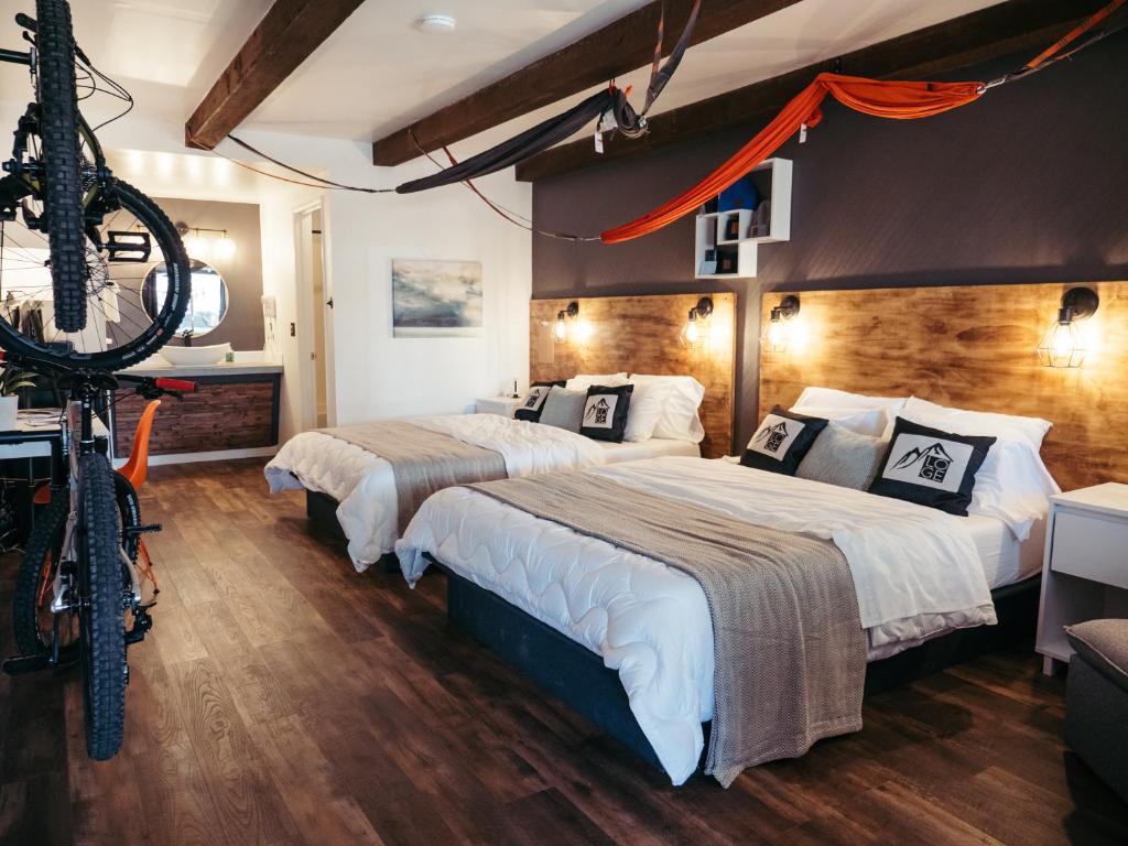 LOGE Bend image