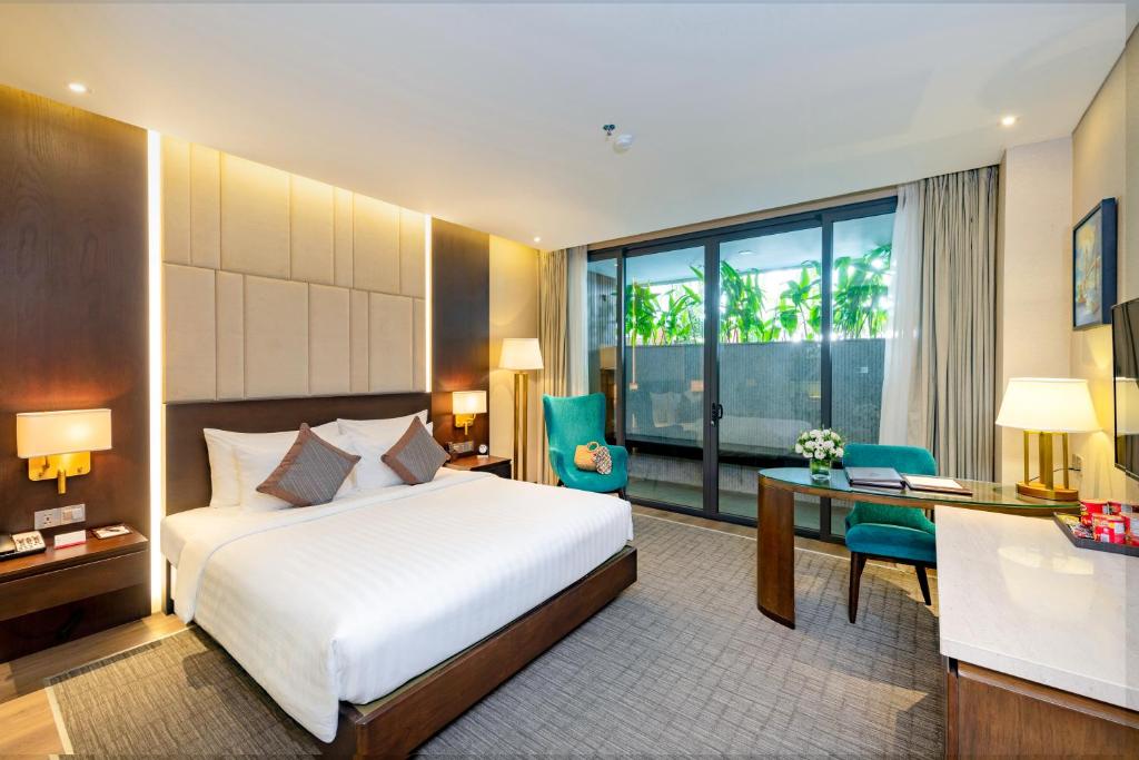 Двухместный (Superior Double Room - Free Minibar Included), New Orient Hotel Da Nang