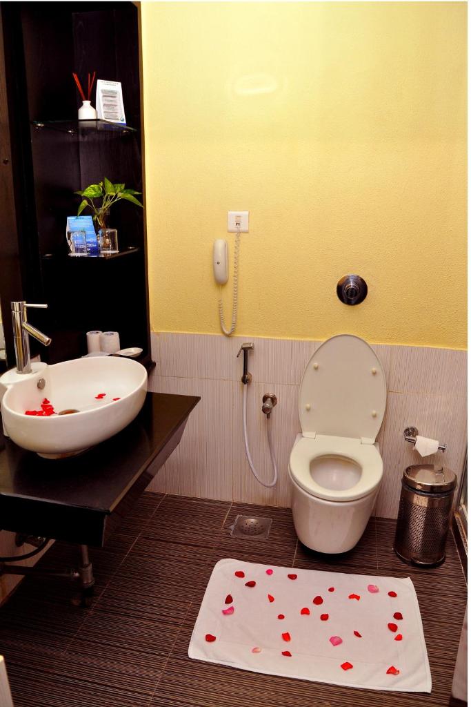 Сьюит (Suite with Free Drop to Sipcot IT Park), Gokulam Park Sabari OMR