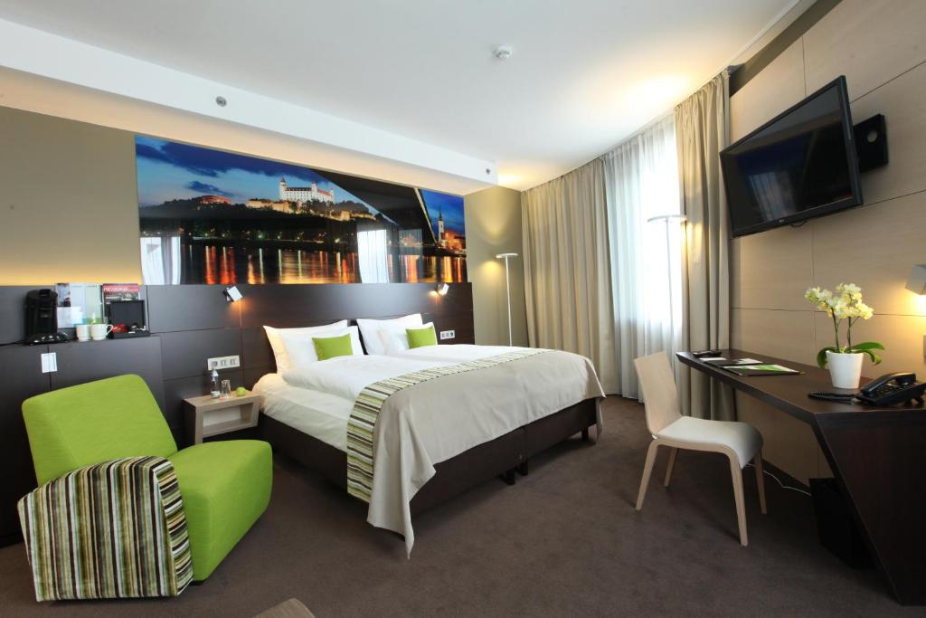 Двухместный (Номер 1 класса с мини-баром), Lindner Hotel Gallery Central