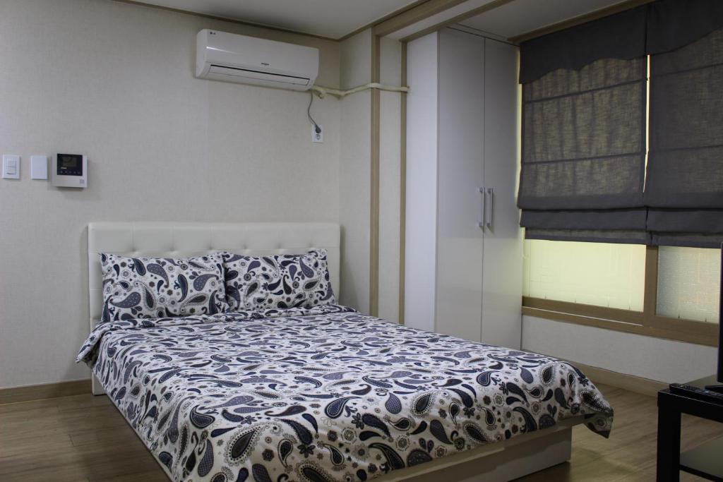 Двухместный (Двухместный номер Делюкс с 1 кроватью), Bunk Guesthouse Hongdae2