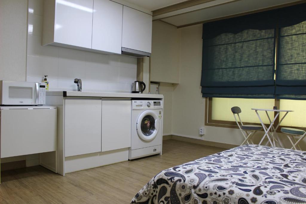 Двухместный (Двухместный номер Делюкс с 1 кроватью), Bunk Guesthouse Hongdae2