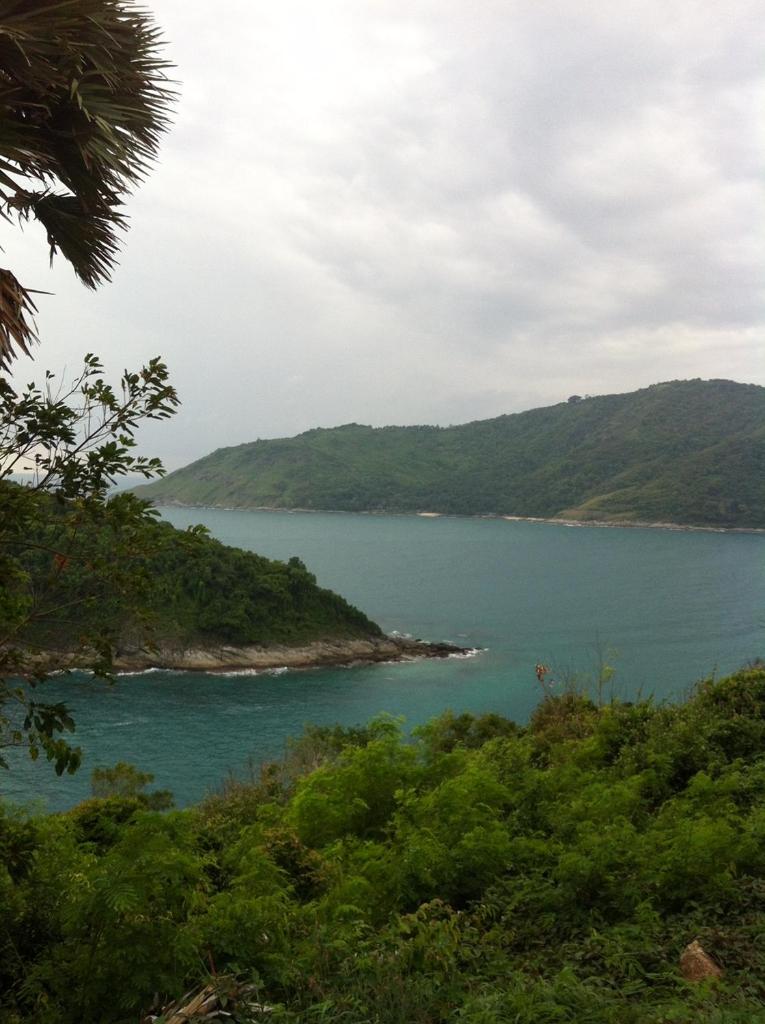 Двухместный (Улучшенный двухместный номер с 1 кроватью), Allya Patong Hotel