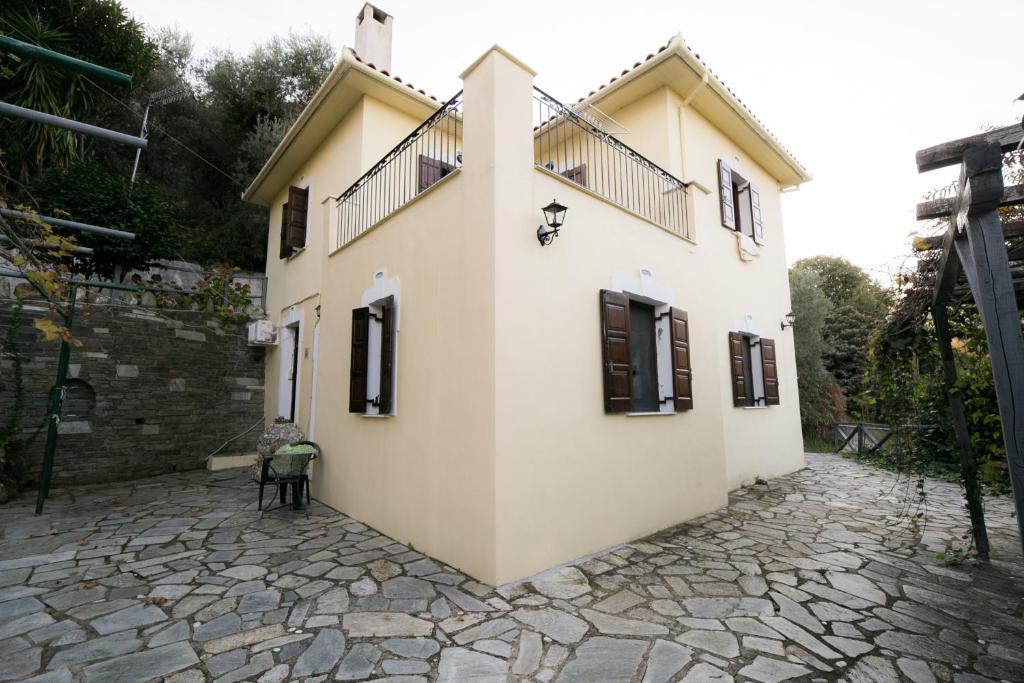 Niriides Apartment photo 3