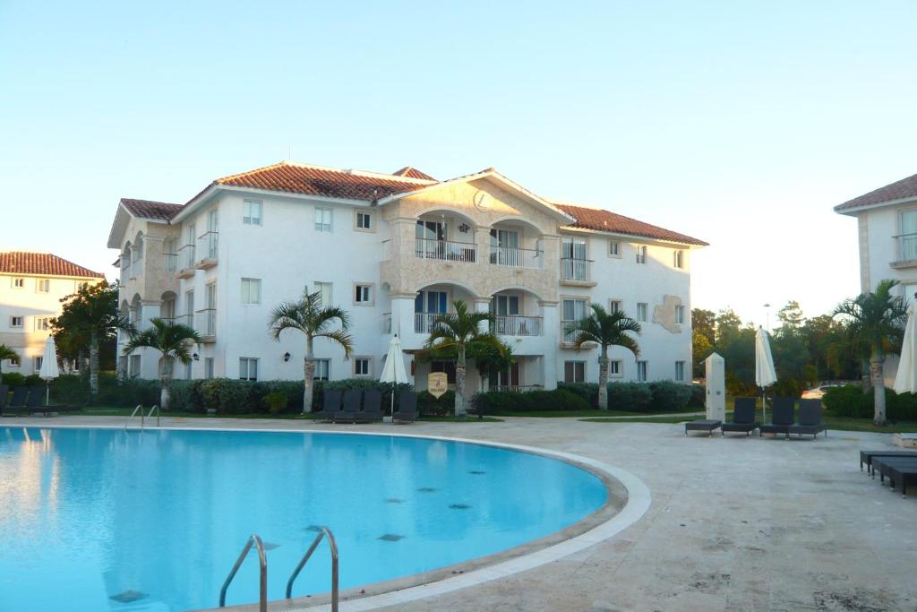 Cadaques Caribe Boulevard Dominicus Americanus Carretera a Bayahibe Vel 206